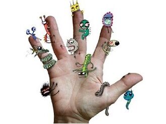 Dirty hands - a source of infection with parasites